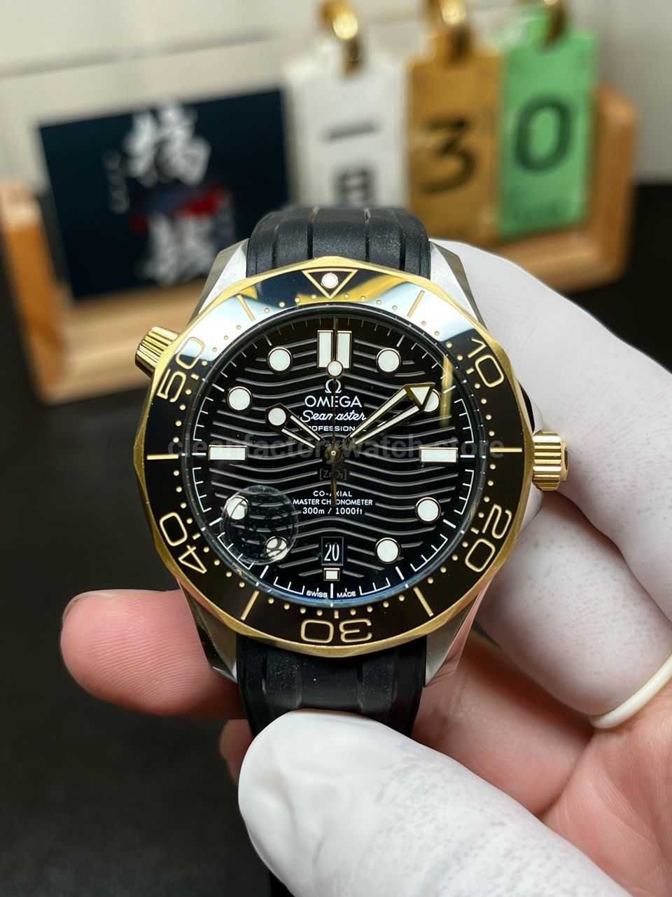 VS Factory Omega Seamaster Diver 300M 42mm two-tone watch