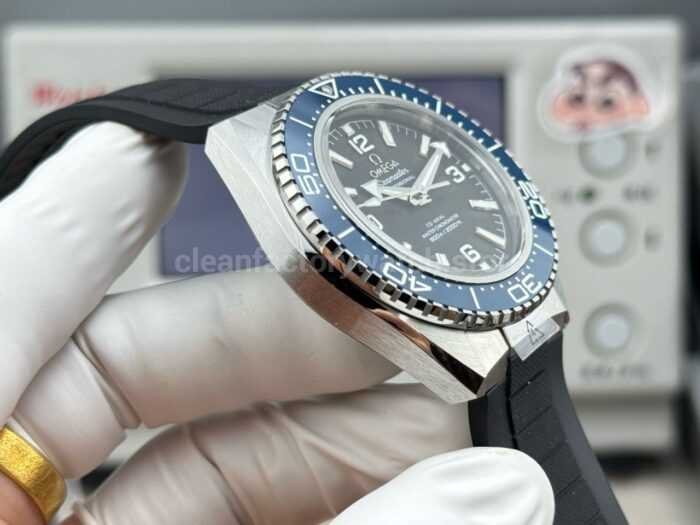 VS+ Factory Omega Seamaster Planet Ocean 600M 217.32.42.21.01.002 42mm Rubber Strap Blue Ceramic Black Dial - Image 6