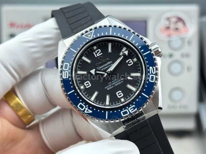 VS+ Factory Omega Seamaster Planet Ocean 600M 217.32.42.21.01.002 42mm Rubber Strap Blue Ceramic Black Dial - Image 4