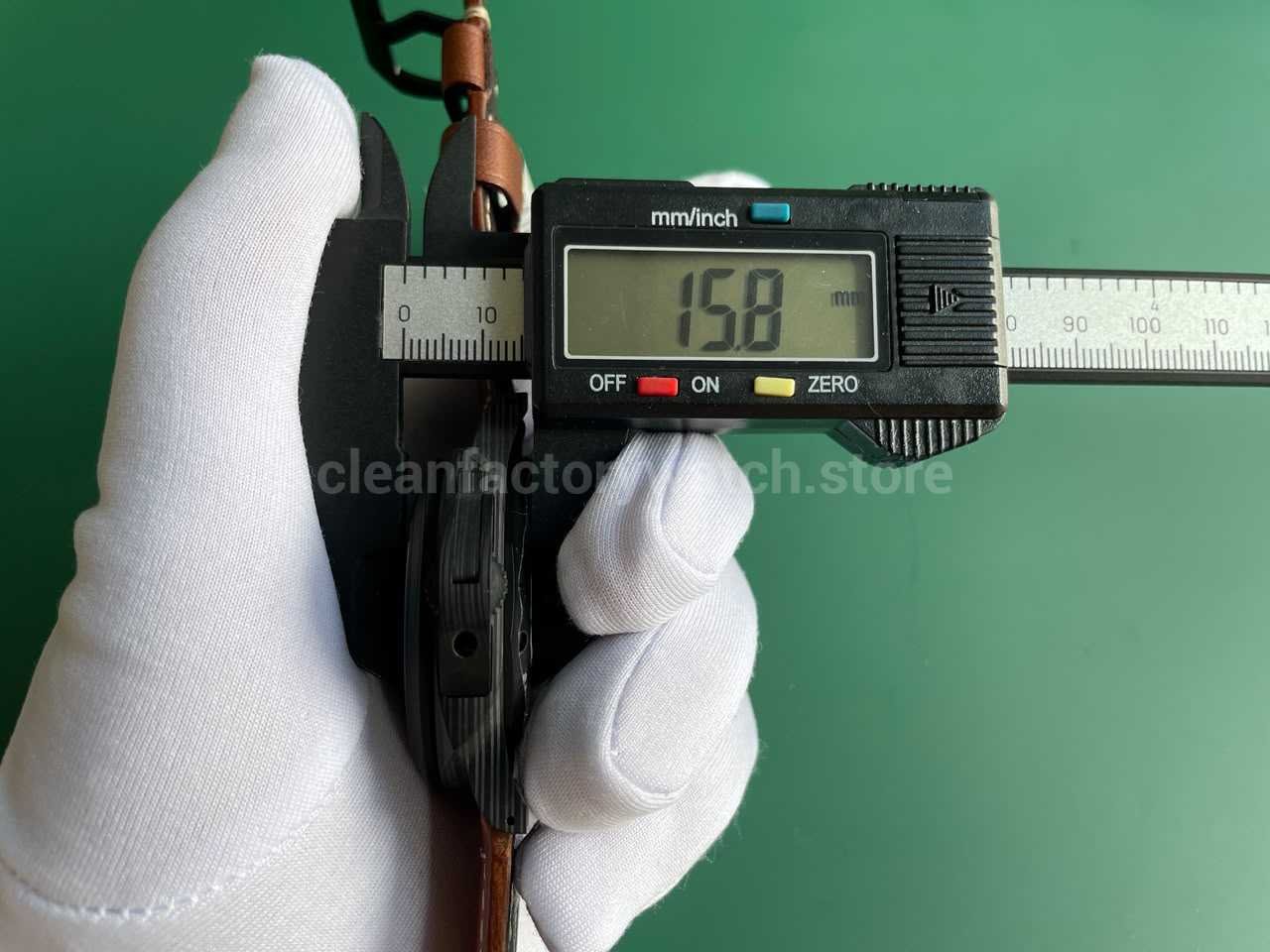 VS Factory Panerai PAM00661 15.8mm case thickness measurement Super Clone Watch,Clean Factory Watch