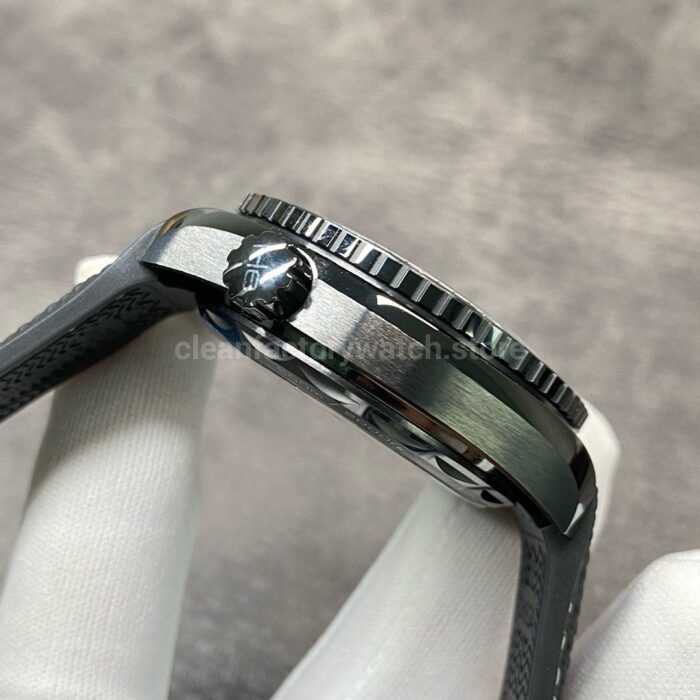 VS Factory Omega Seamaster Planet Ocean 600M 215.92.46.22.01.001 45.5mm Black Ceramic Arabic Numerals Black Dial - Image 5