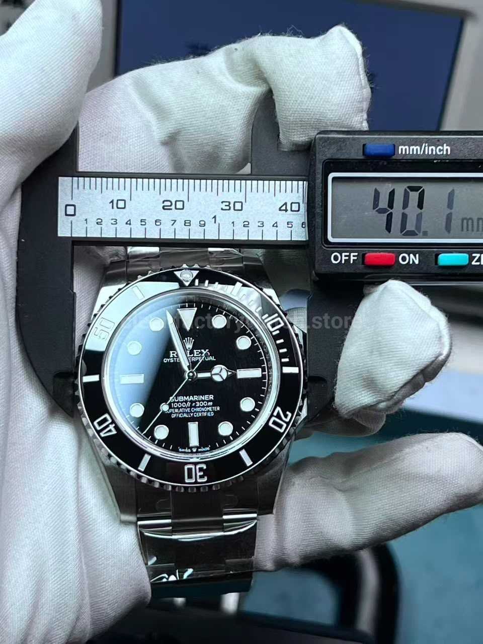 Clean Factory Rolex Submariner 124060 40.1mm Width Measurement