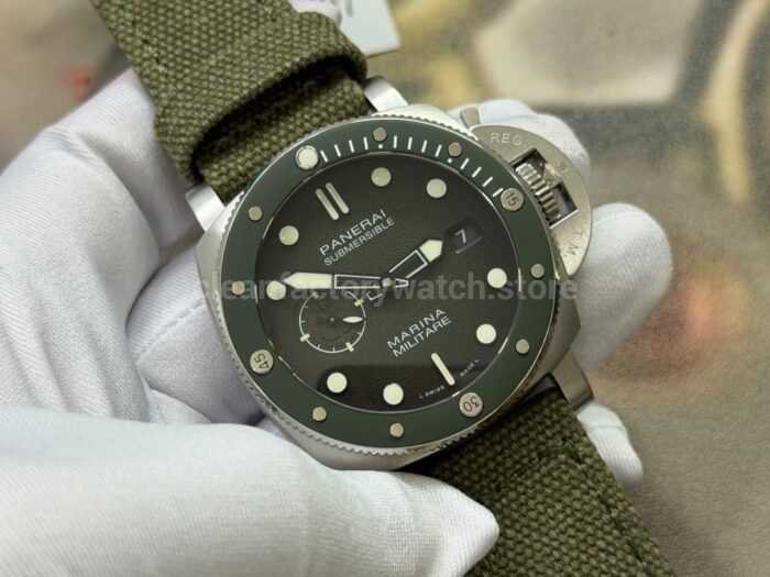 VS Factory Panerai Submersible PAM1697 44mm Steel Canvas Strap Green Dial - Image 2