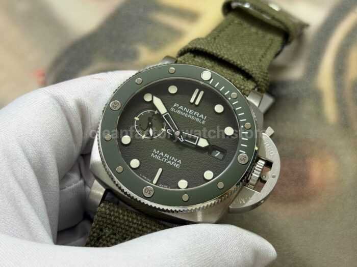 VS Factory Panerai Submersible PAM1697 44mm Steel Canvas Strap Green Dial - Image 3
