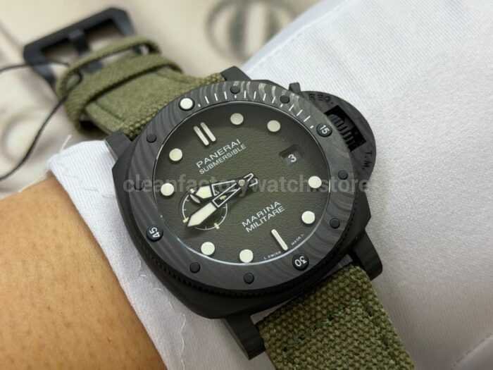VS Factory Panerai Submersible PAM1698 44mm Carbon Fiber Canvas Strap Green Dial - Image 4