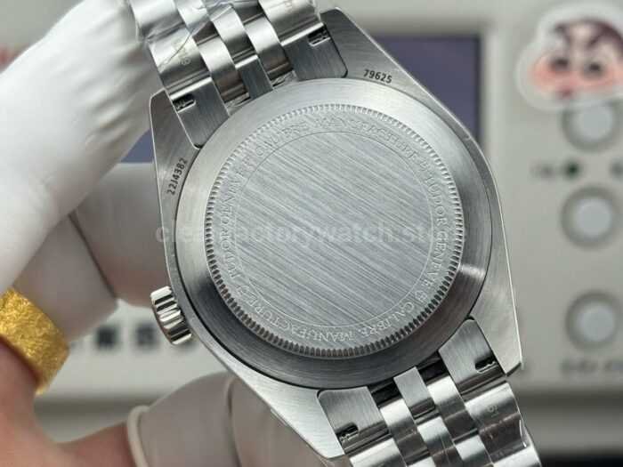 3C Factory Tudor Black Bay Pro 79470 39mm Full Steel White Dial Jubilee - Image 6