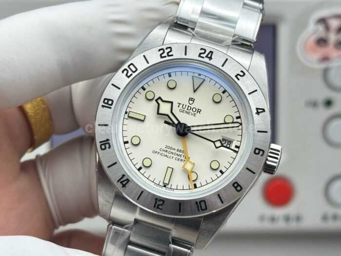 3C Factory Tudor Black Bay Pro M79470-0004 39mm Full Steel White Dial - Image 5