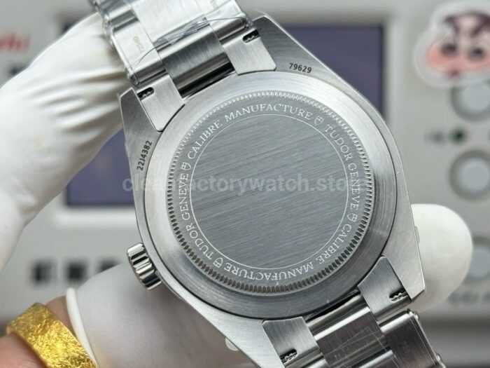 3C Factory Tudor Black Bay Pro M79470-0004 39mm Full Steel White Dial - Image 6
