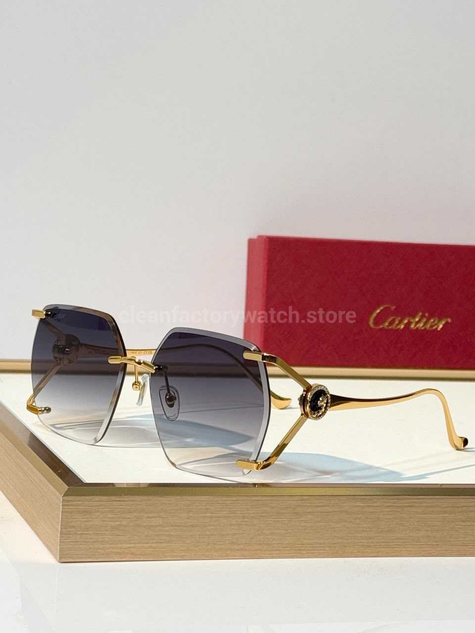 Cartier CT7194S Rimless Sunglasses | Gold-Tone Temples, Black Circular Accents & Grey Gradient Lenses