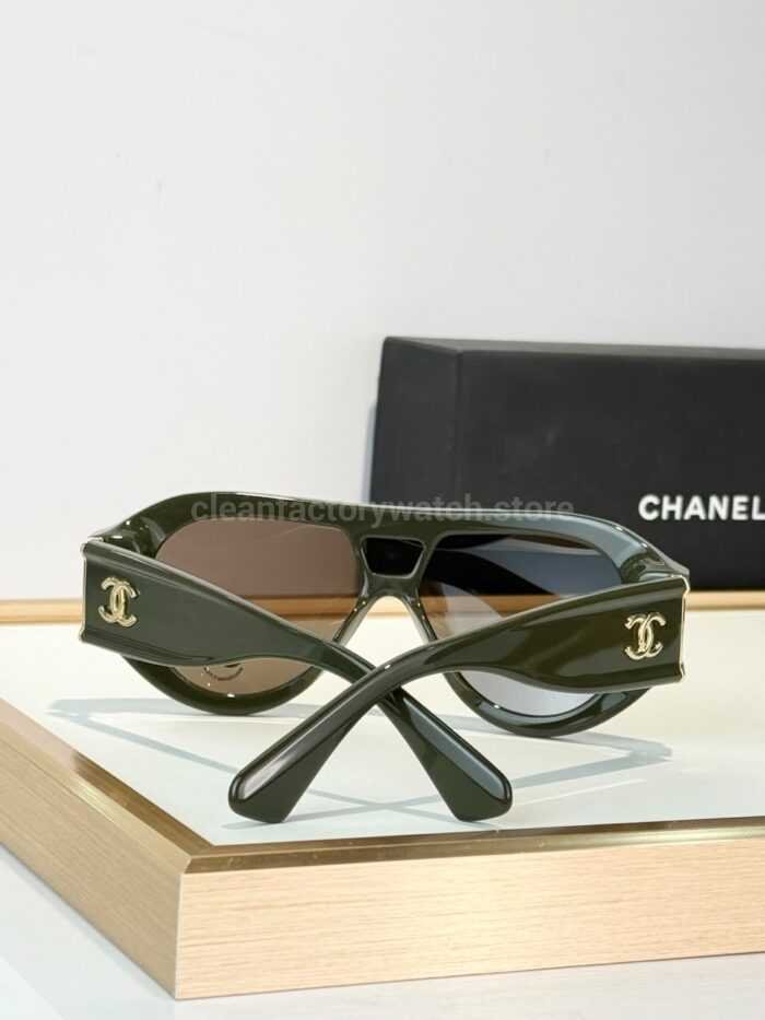 Chanel 5568 Shield Sunglasses | Dark Olive Green Frame & Brown Gradient Lens - Image 4