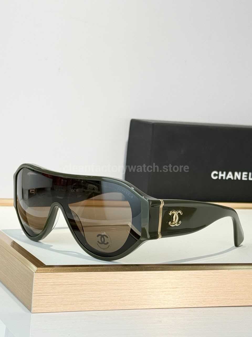 Chanel 5568 Shield Sunglasses | Dark Olive Green Frame & Brown Gradient Lens