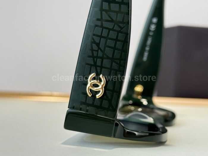 Chanel 5572 Square Sunglasses | Black Frame & Dark Grey Lenses - Image 3