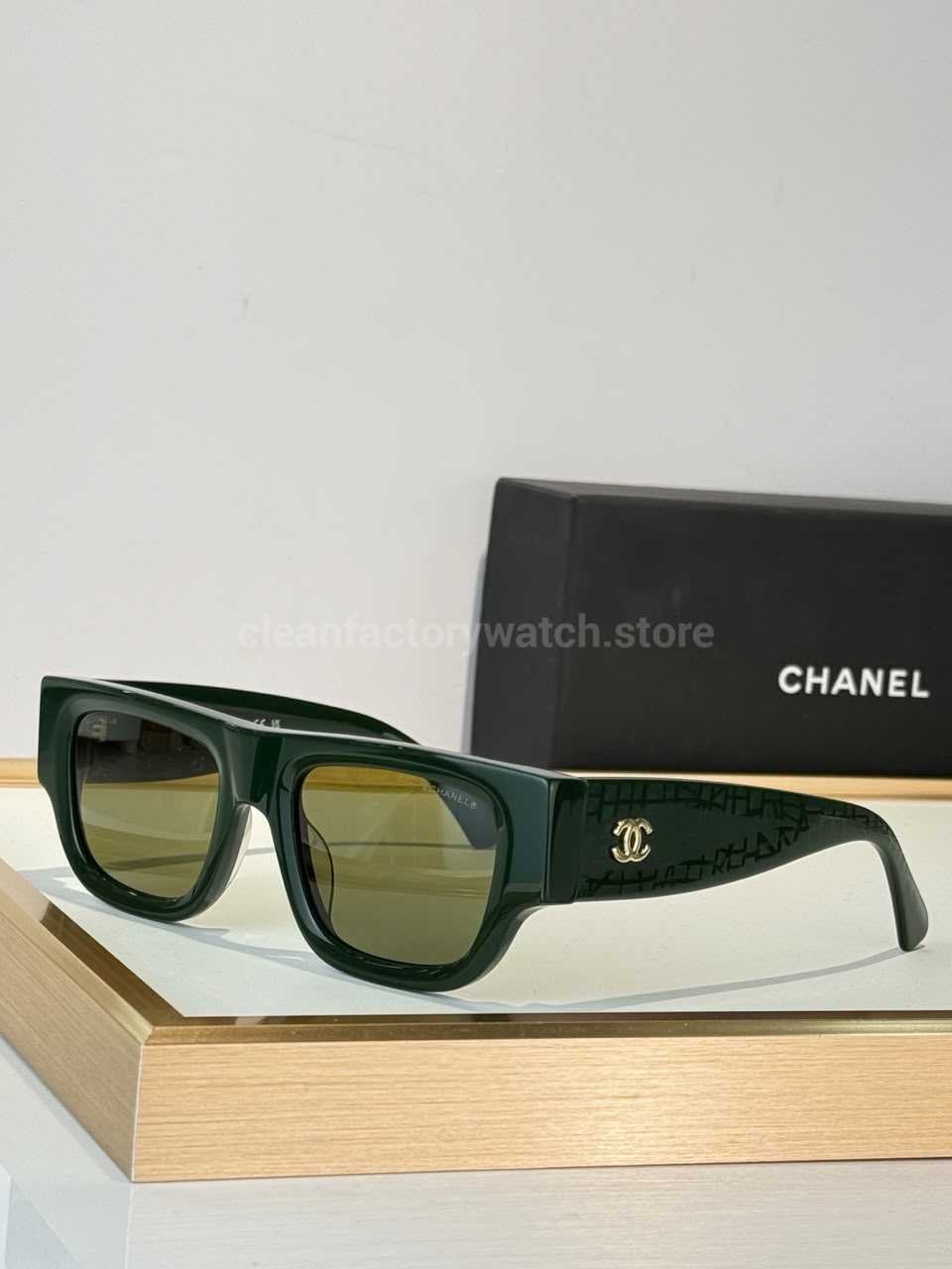 Chanel 5572 Square Sunglasses | Dark Green Frame & Olive Green Lenses
