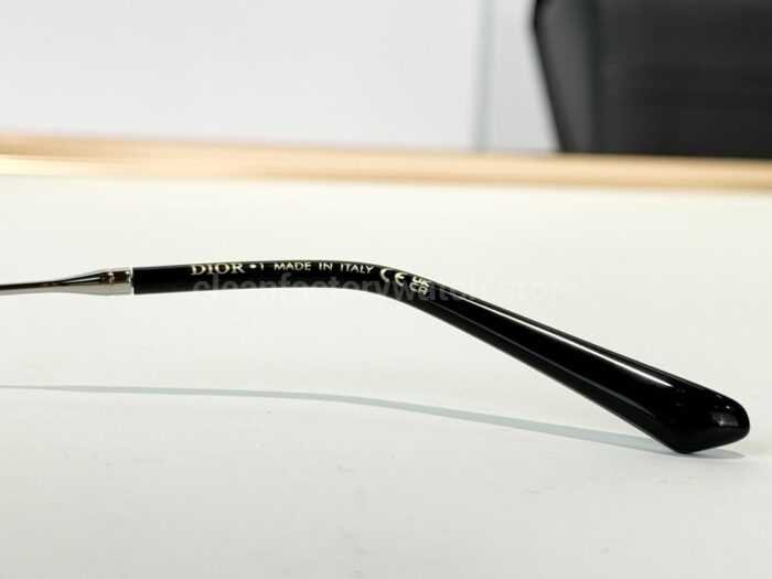 Dior Petit CD B1U Cat-Eye Sunglasses | Gold Frame with Brown Gradient Lenses - Image 5
