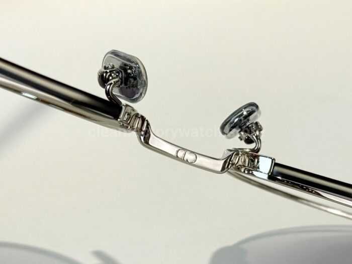 Dior Petit CD B1U Cat-Eye Sunglasses | Silver Frame with Purple-Grey Gradient Lenses - Image 9