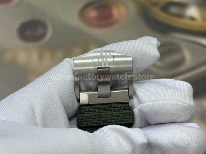 OCTA Factory Audemars Piguet Royal Oak Offshore Chronograph 26238TI.OO.A056CA.01 42mm Steel Green Rubber Strap Arabic Numerals Green Dial - Image 9