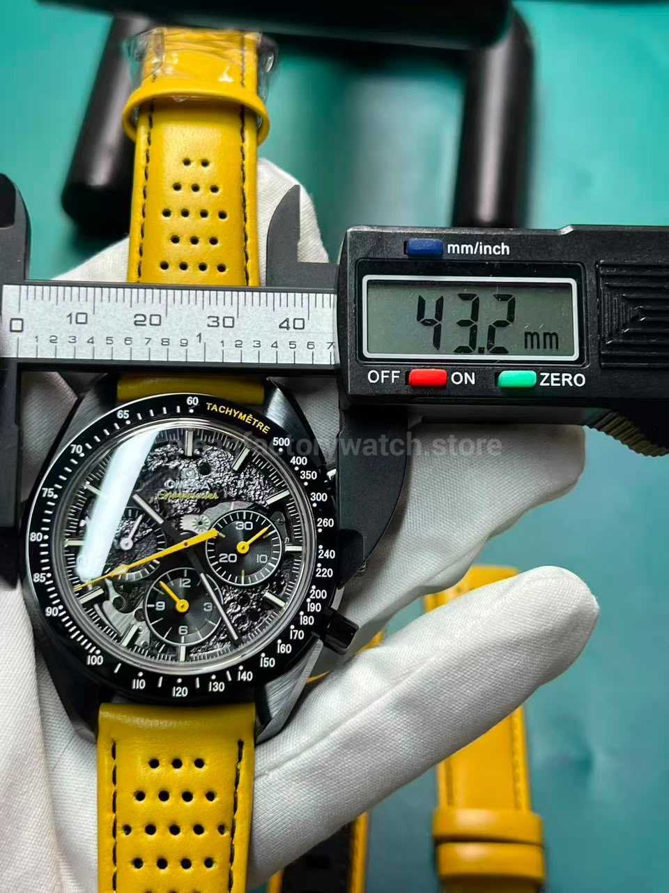 Where to Buy The Best Super Clone Watches? 51 SMF Factory Omega Speedmaster Dark Side of the Moon 310.92.44.50.01.001 – Cal.1869 QC Review 1 Super Clone Watch,Clean Factory Watch