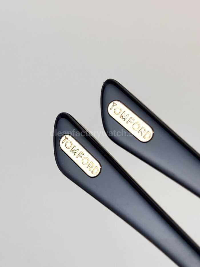 Tom Ford TF1060 Oversized Aviator Sunglasses | Silver Frame & Grey-Purple Gradient Lenses - Image 6