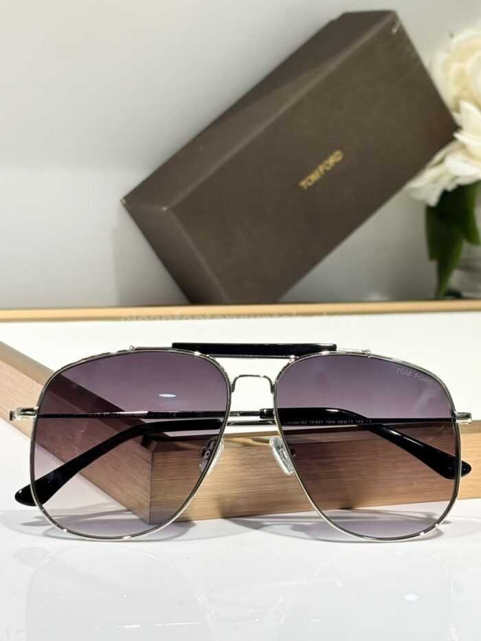 Tom Ford TF557 Aviator Sunglasses | Silver Frame & Grey-Purple Gradient Lenses - Image 3