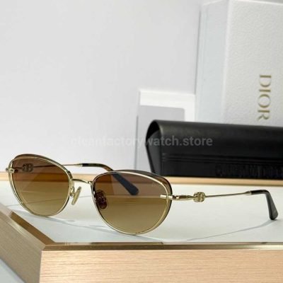 Dior Petit CD B1U Cat Eye Sunglasses Gold Frame With Brown Gradient Lenses (3)