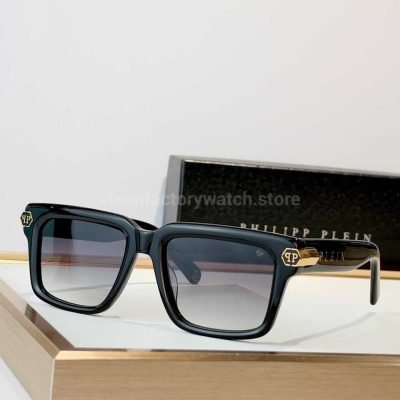 Philipp Plein SPP181M Square Sunglasses Glossy Black Frame With Grey Gradient Lenses (1)