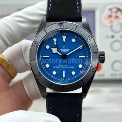 TW Factory Tudor Black Bay 79210C 41mm Leather Strap Blue Dial (8)