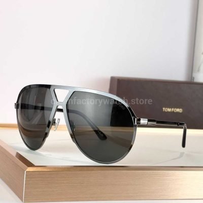 Tom Ford TF1060 Oversized Aviator Sunglasses Silver Tone Frame & Dark Grey Lenses (1)