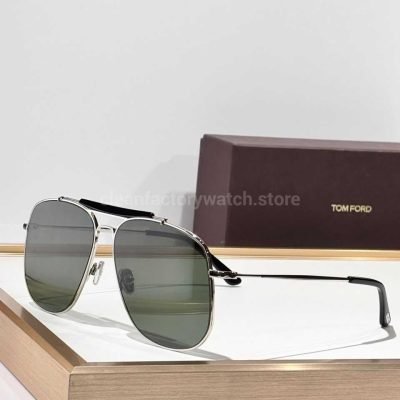 Tom Ford TF557 Aviator Sunglasses Silver Frame & Grey Green Lenses (3)