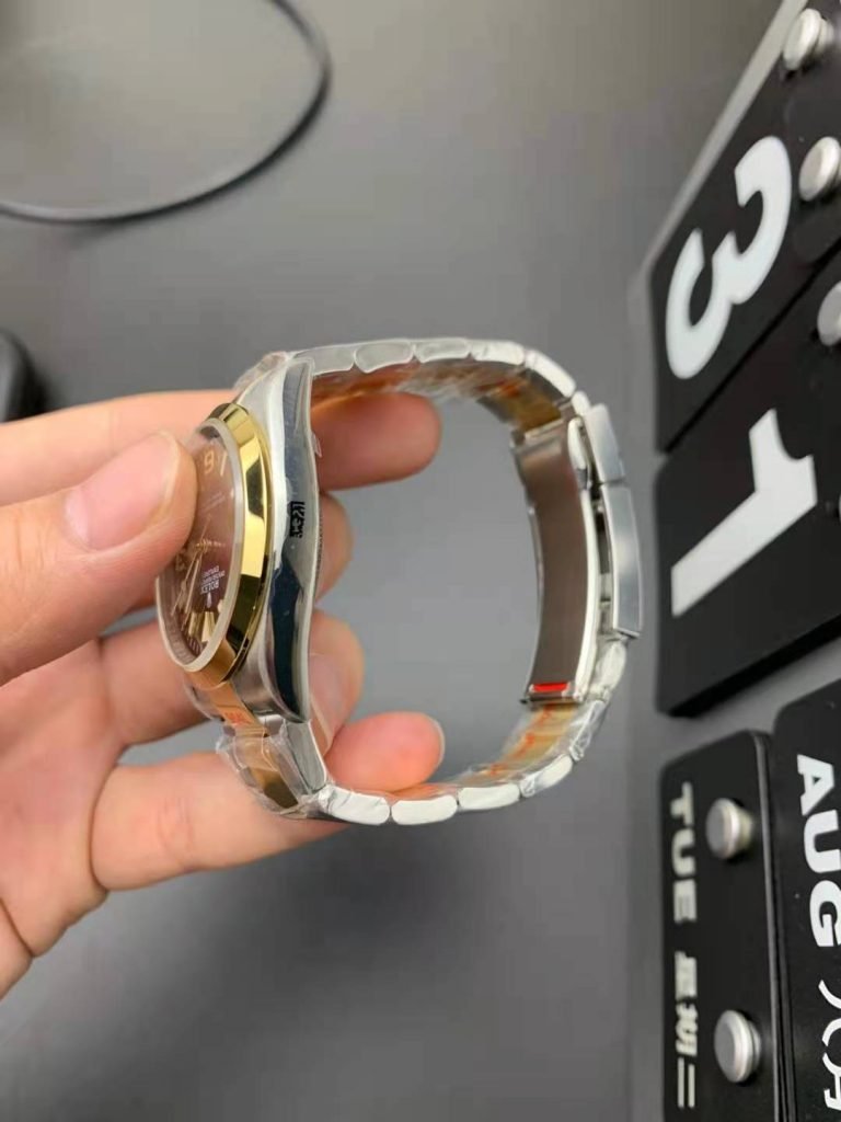 12eaab3974bb43f790144caa5412afd5 Super Clone Watch,Clean Factory Watch