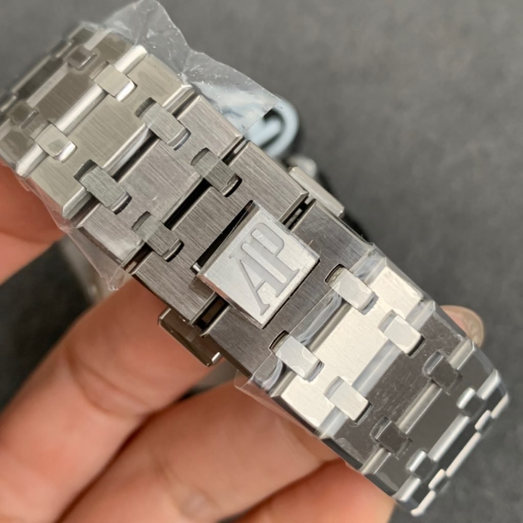 Top Ten Best Selling Sports Style Watches in 2019 – Susan Reviews on Replica Watches 52 206ce4a472674d72b744d47e29f7fff0 Super Clone Watch,Clean Factory Watch