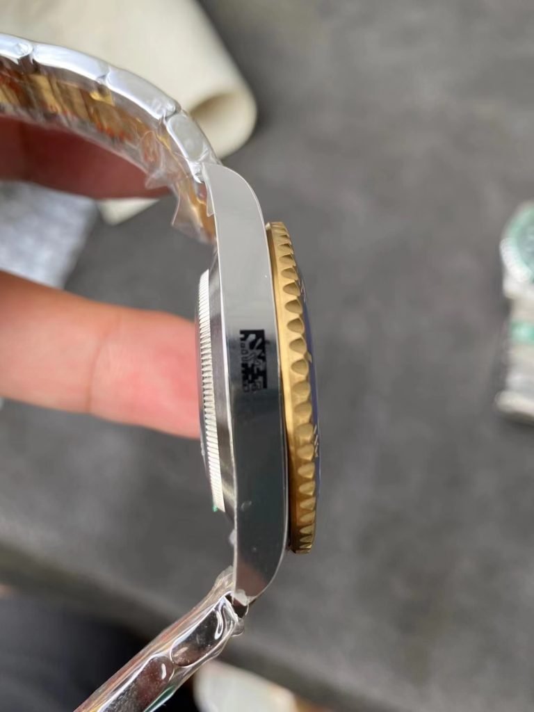 About C+ Factory Two Tone Submariner – Susan Reviews on Replica Watches 7 275fb2292daf402aa8e3edb3000d394e Super Clone Watch,Clean Factory Watch