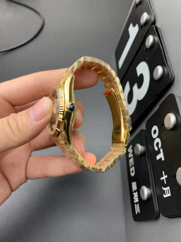 EW Factory Replica Rolex Day-Date 36mm Yellow Gold with Green Dial – Susan Reviews on Replica Watches 3 5b0cba0d6e6a4c9da9978d4ea68e6f1d Super Clone Watch,Clean Factory Watch