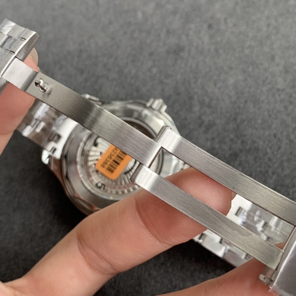 OM Factory Replica Omega Seamaster Diver 300m Black Ceramic Bezel White Dial with Clone 8800 – Susan Reviews on Replica Watches 9 5ed3e88536d3400c93a6c075e83c6ad9 Super Clone Watch,Clean Factory Watch