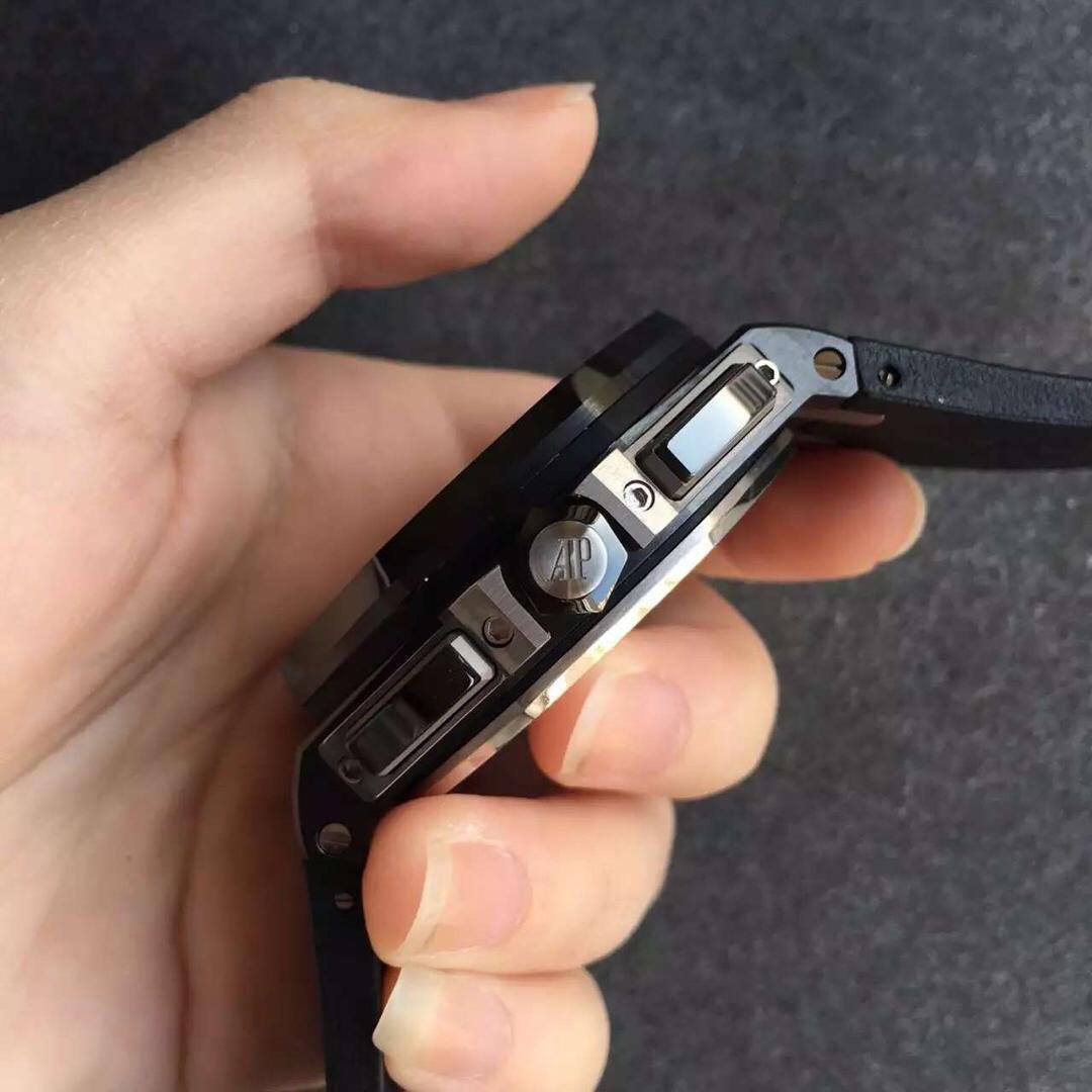 1:1 Replica Audemars Piguet ROO 26405CE.OO.A002CA.001 Ceramic Watch Review – Susan Reviews on Replica Watches 4 6343b3a4d46f4cbb90c4a90c036bba2f Super Clone Watch,Clean Factory Watch