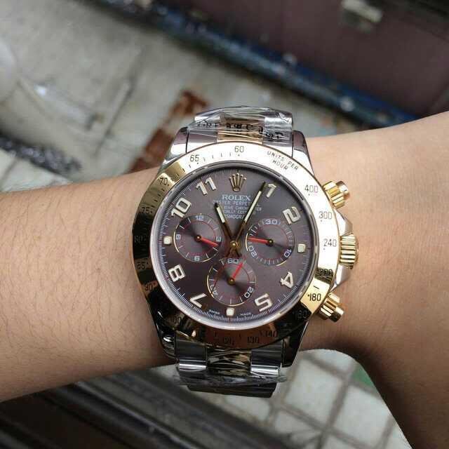 Replica Rolex Daytona 116518 Two Tone Watch From J12 Factory – Susan Reviews on Replica Watches 5 730487d0b9d24c90be5936db51a63ce3 Super Clone Watch,Clean Factory Watch
