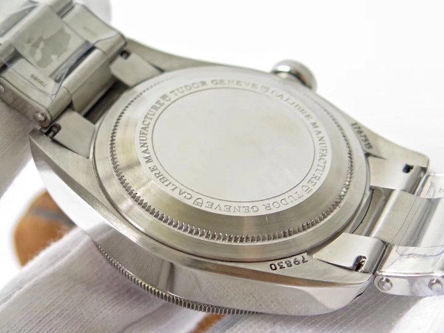 859d1b590e9d4be0a406231698a8a7bb Super Clone Watch,Clean Factory Watch