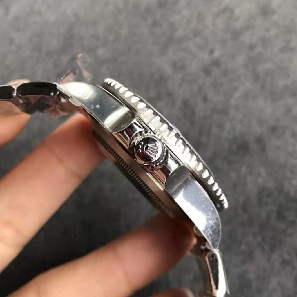 Sea-Dweller 126600 Single Red Noob VS ARF – Susan Reviews on Replica Watches 13 95140d4252a74501a04df5fe224ee314 Super Clone Watch,Clean Factory Watch