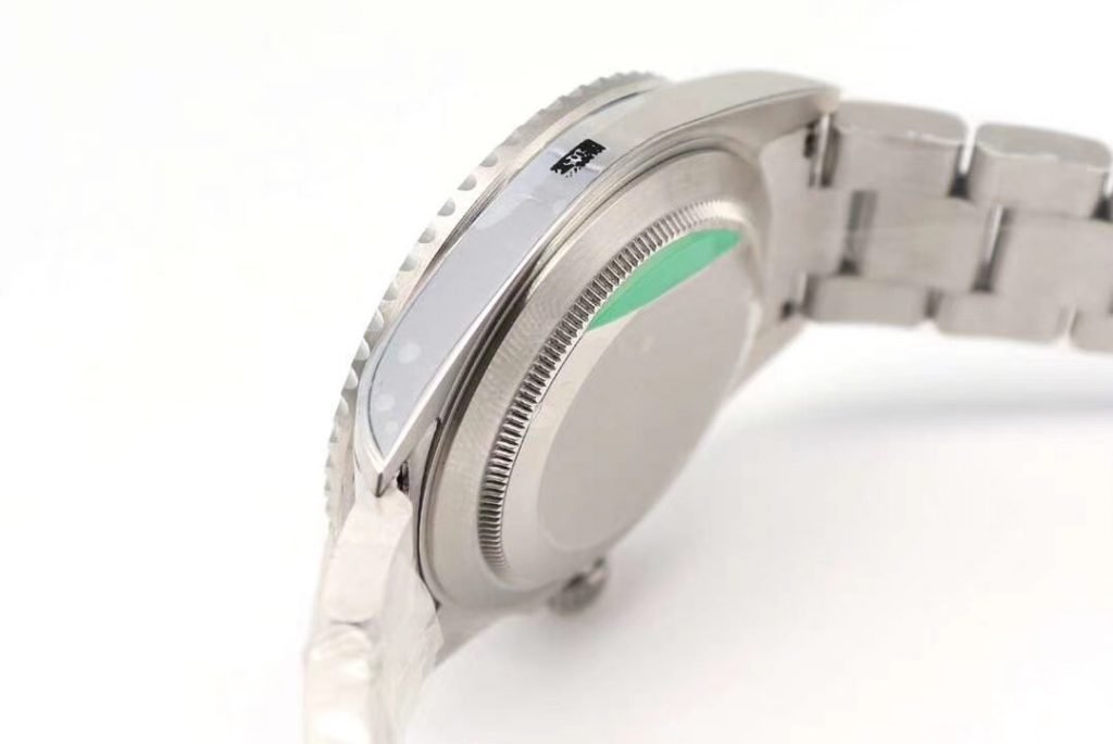 Vintage Submariner 16610 from AR Factory – Susan Reviews on Replica Watches 6 9745a64653c245ed96e59ec20933c62d Super Clone Watch,Clean Factory Watch