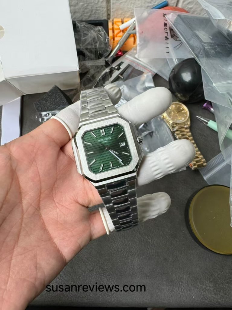 Pictures of Patek Philippe Cubitus 5821 – Susan Reviews on Replica Watches 10 a08fc67fbb4c416da78a0d23c7f16992 Super Clone Watch,Clean Factory Watch