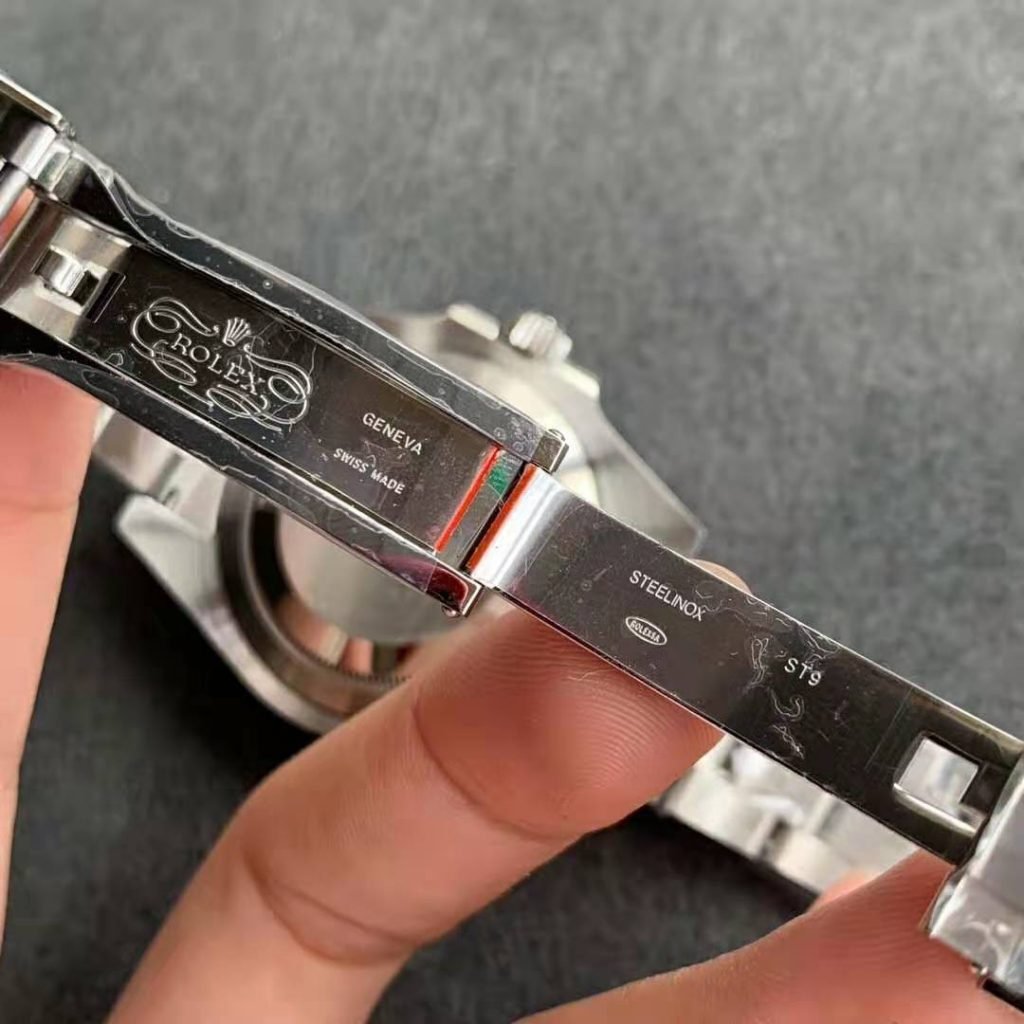 Top Ten Replica Watches for Beginners – Susan Reviews on Replica Watches 24 ae34a04b9b464d43b5826115abc24080 Super Clone Watch,Clean Factory Watch