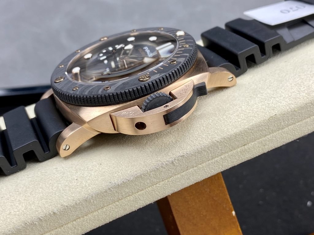 VS Factory Replica Panerai Submersible PAM 1070 Gold Carbon Watch – Susan Reviews on Replica Watches 6 b6bb691585ae4b23b06fb210dbbb7ec7 Super Clone Watch,Clean Factory Watch