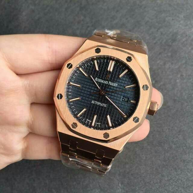 Replica Audemars Piguet Royal Oak 15400 Rose Gold Blue Dial Watch Review – Susan Reviews on Replica Watches 3 c2c4113de208430bb8e48821f07f4298 Super Clone Watch,Clean Factory Watch