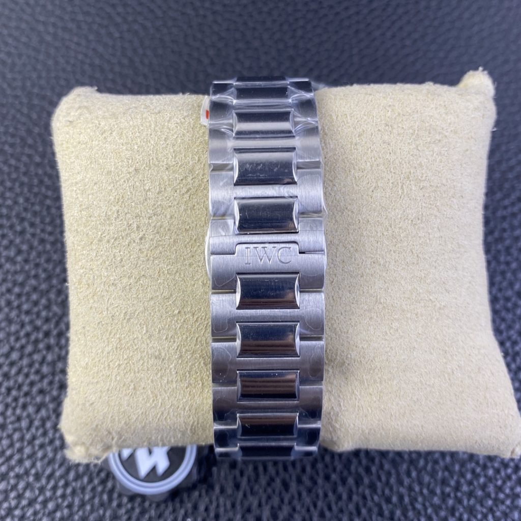 Z Factory Replica IWC Portuguese Chrono IW3716 Green Dial with Steel Bracelet – Susan Reviews on Replica Watches 8 c5dc52267aad4e3792841218ba884243 Super Clone Watch,Clean Factory Watch