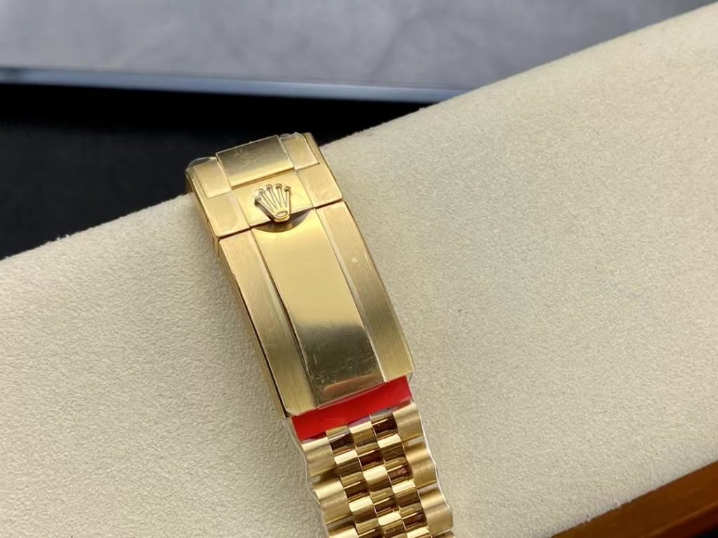 cd3e65c5d37a4b4e9936c07d618f8df6 Super Clone Watch,Clean Factory Watch