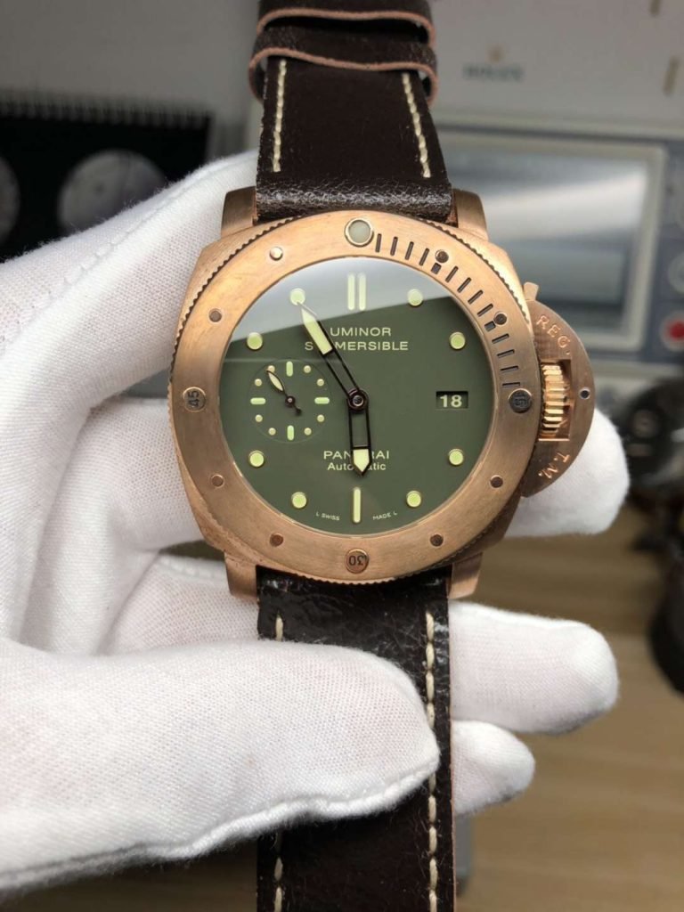 ef85f10ca2bc4cd69b252e1a3ea7152a Super Clone Watch,Clean Factory Watch