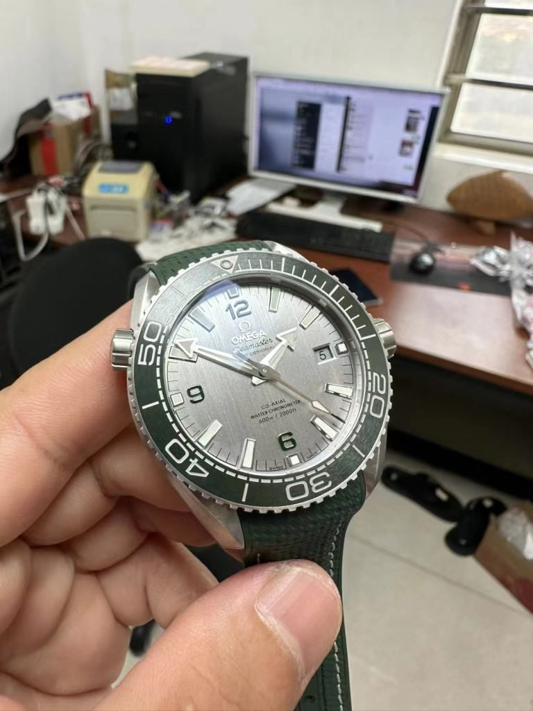 f2dd8a358ce04581b7cf56c7d6bf616e Super Clone Watch,Clean Factory Watch